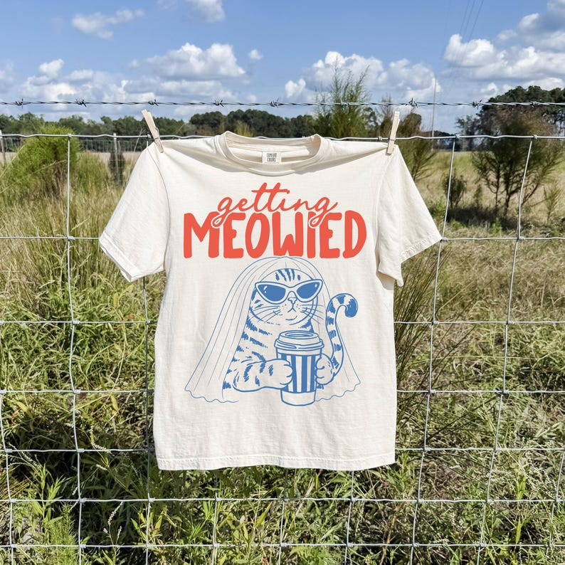 Getting Meowied Shirt, Funny Cat Bride Tee, Cat Wedding Shirt, Bachelorette Cat Lover Gift, Bridal Shower Cat Graphic Tee