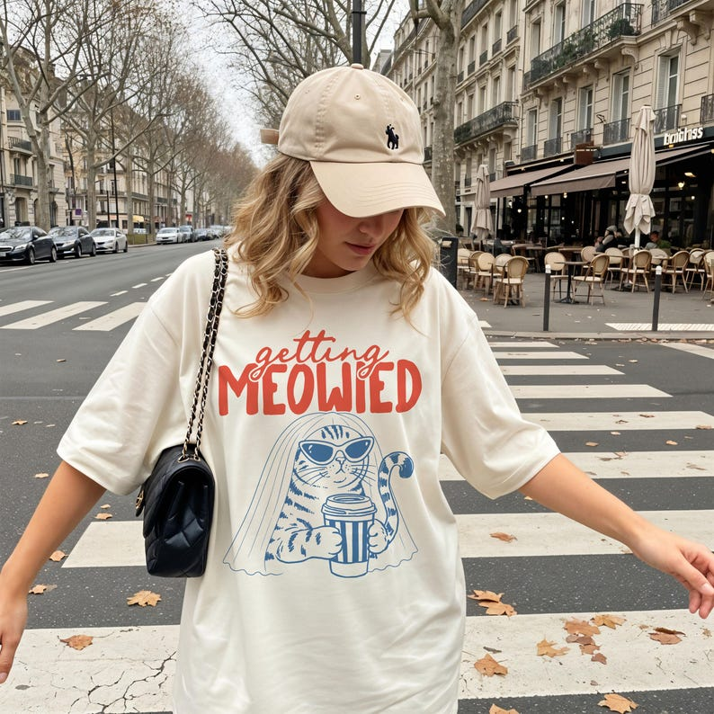 Getting Meowied Shirt, Funny Cat Bride Tee, Cat Wedding Shirt, Bachelorette Cat Lover Gift, Bridal Shower Cat Graphic Tee